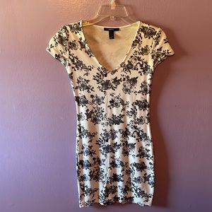 Forever 21 Shortsleeved Floral Bodycon Dress